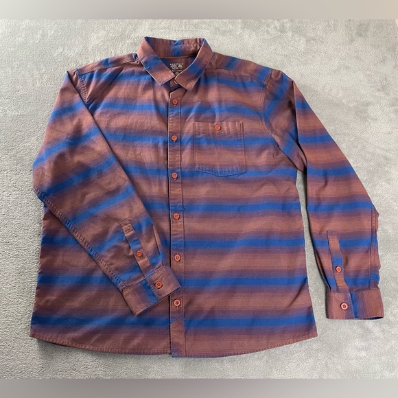 Mountain Hardwear Other - Mountain Hardwear XL Men’s Blue & Rusty Type Color Cotton Poly Button Shirt